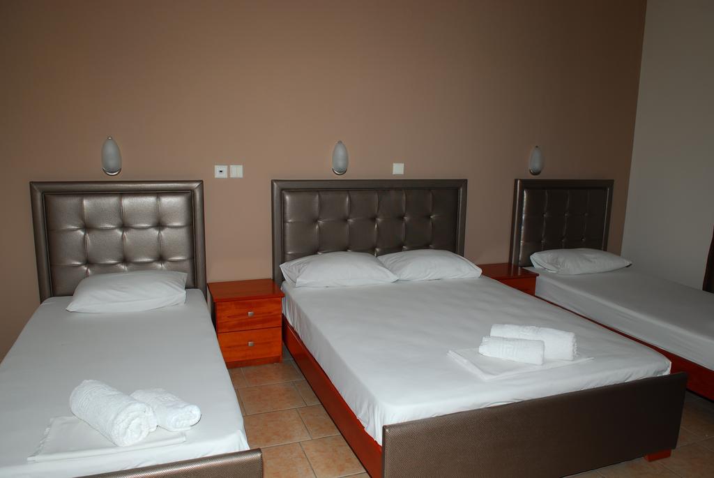 John & Eve Hotel Paralía 객실 사진