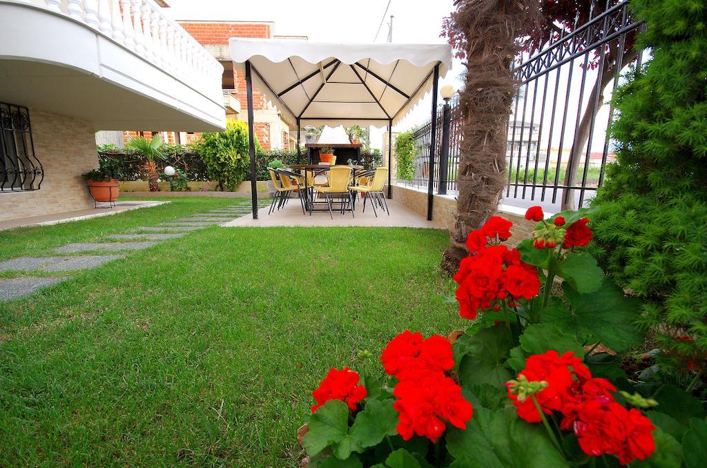 John & Eve Hotel Paralía 외부 사진