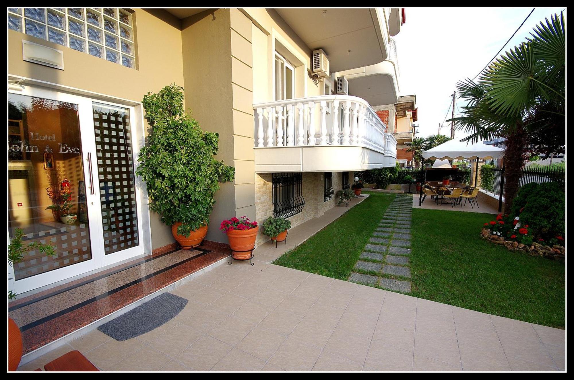 John & Eve Hotel Paralía 외부 사진