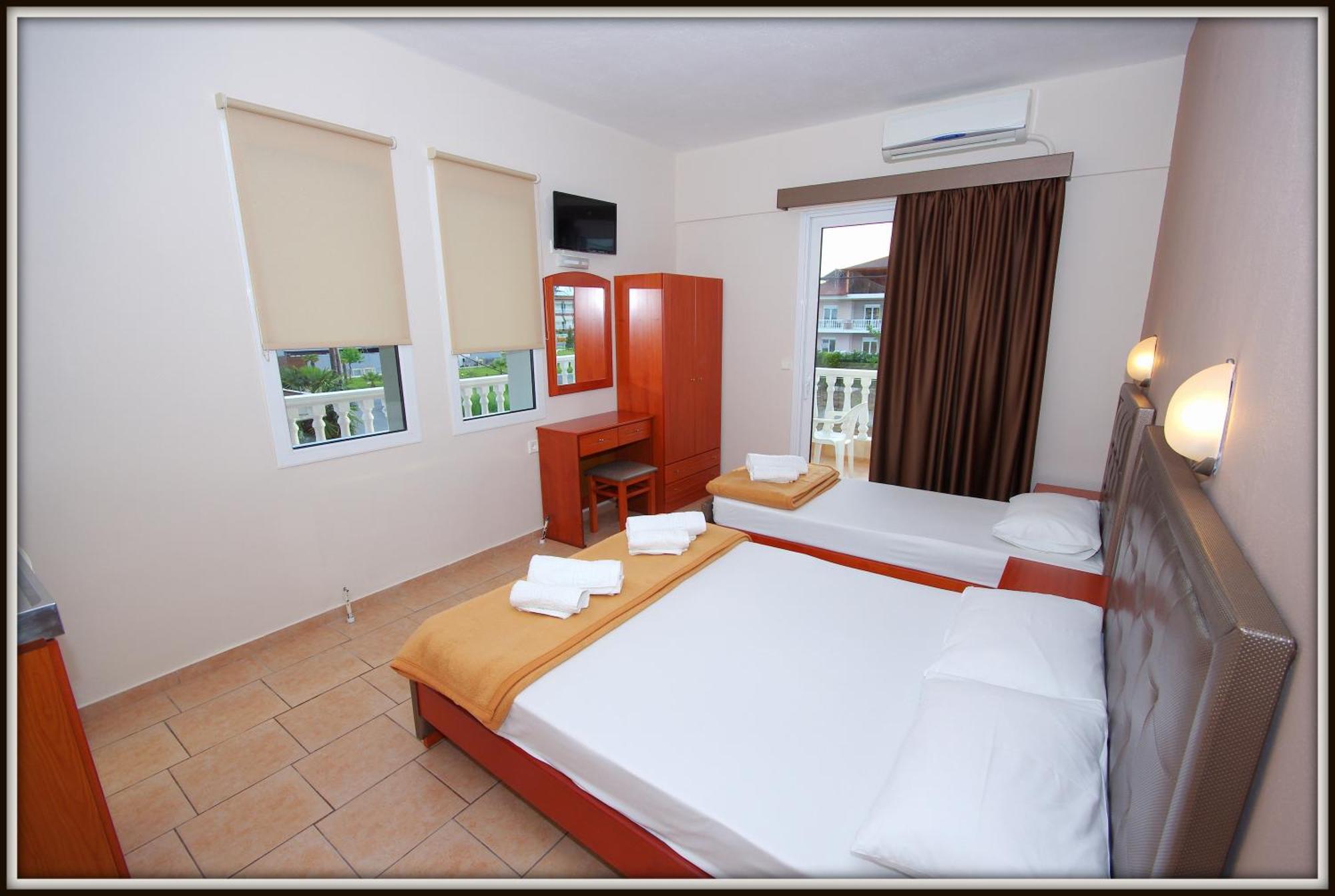 John & Eve Hotel Paralía 외부 사진
