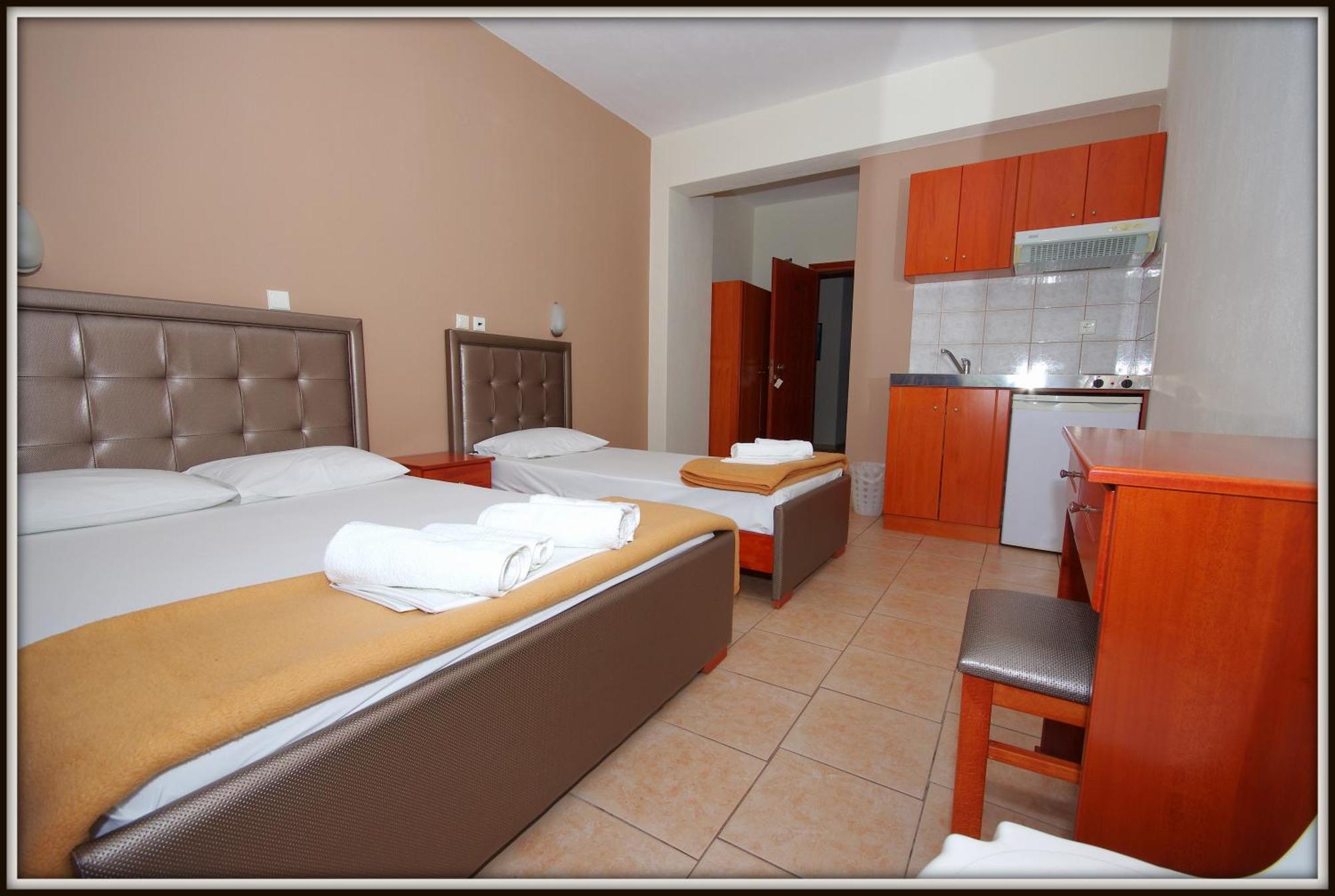 John & Eve Hotel Paralía 외부 사진