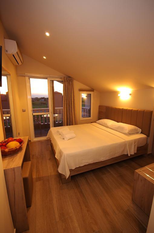 John & Eve Hotel Paralía 외부 사진