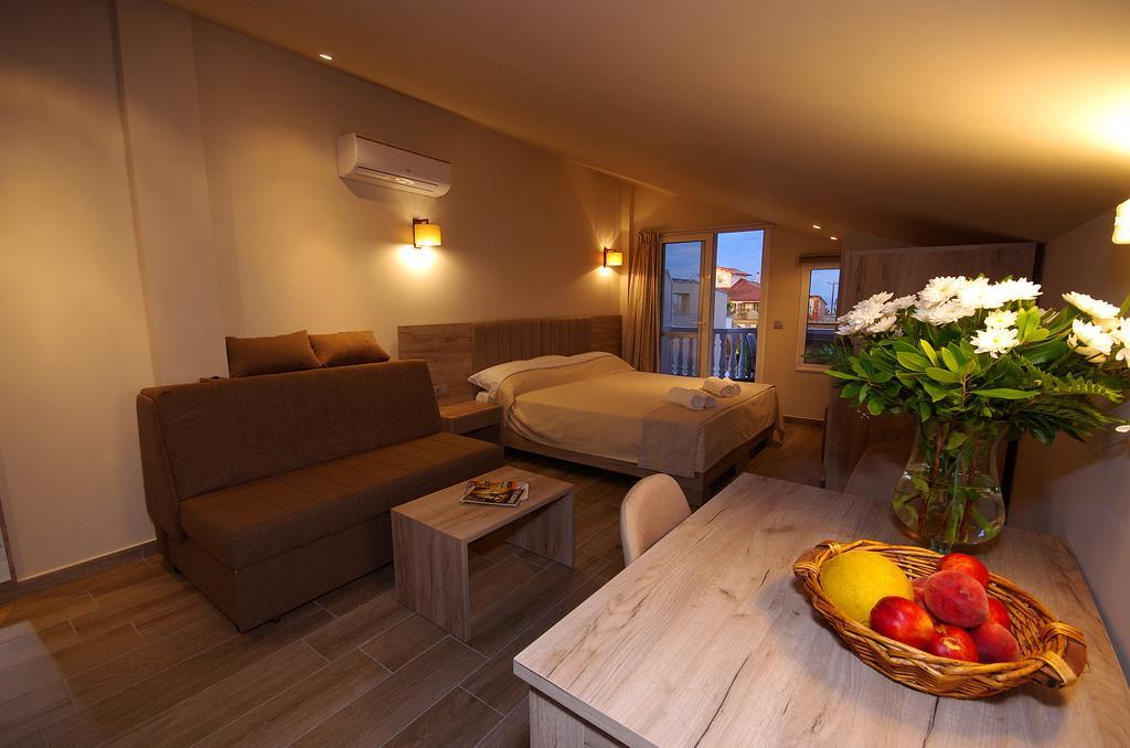 John & Eve Hotel Paralía 외부 사진