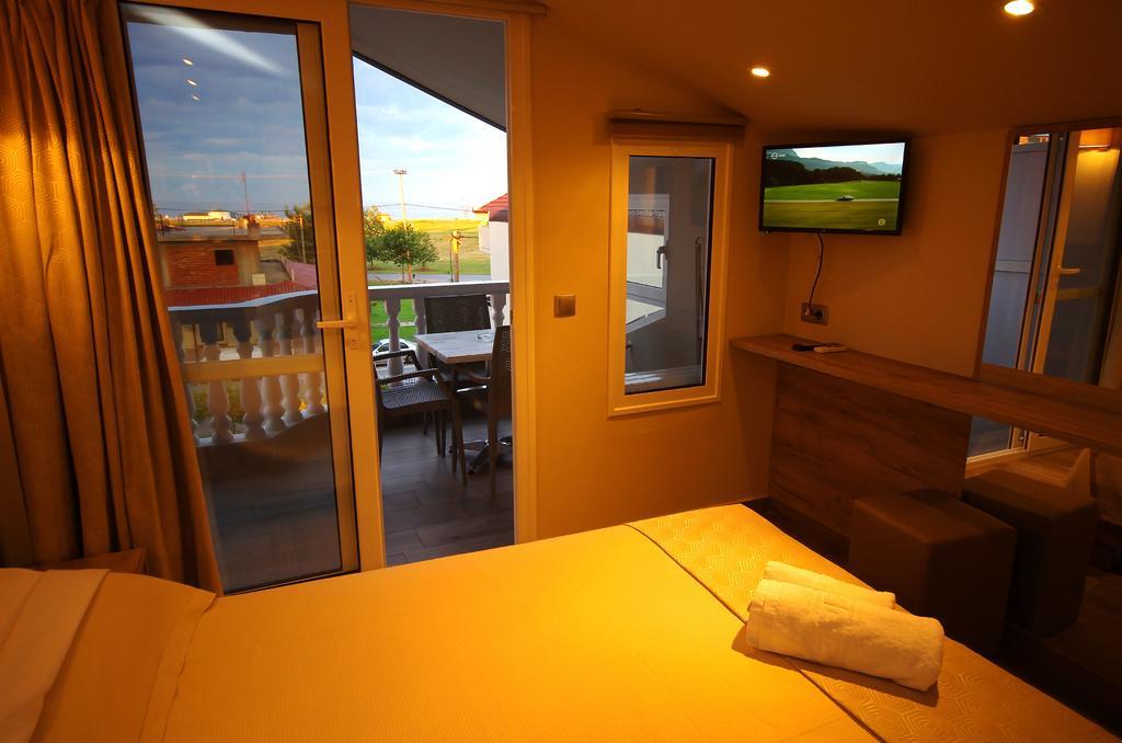 John & Eve Hotel Paralía 외부 사진
