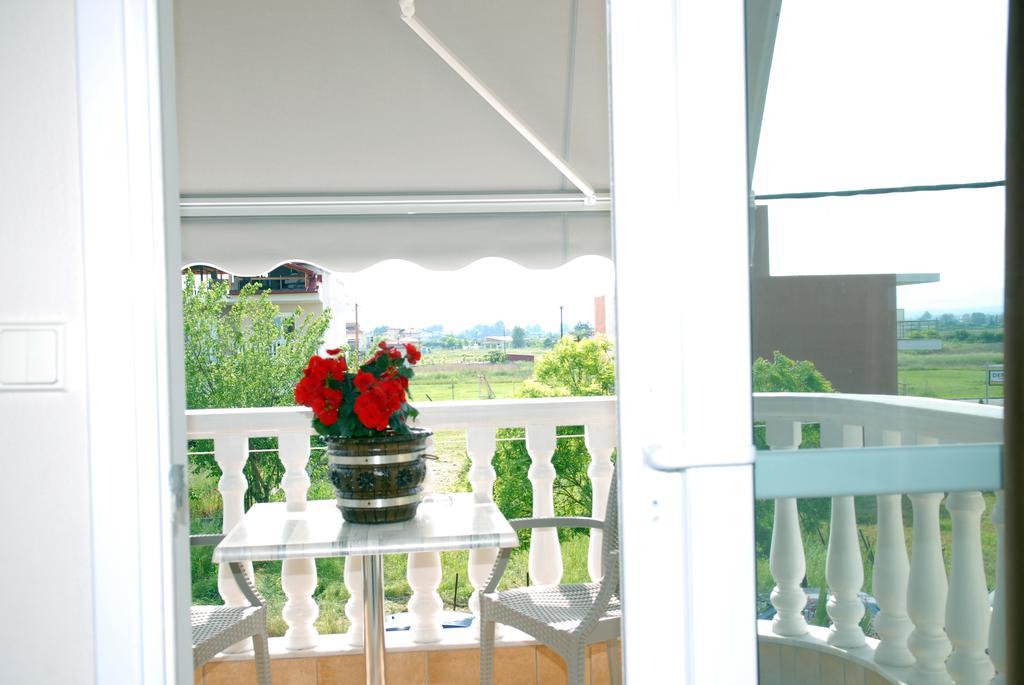 John & Eve Hotel Paralía 외부 사진