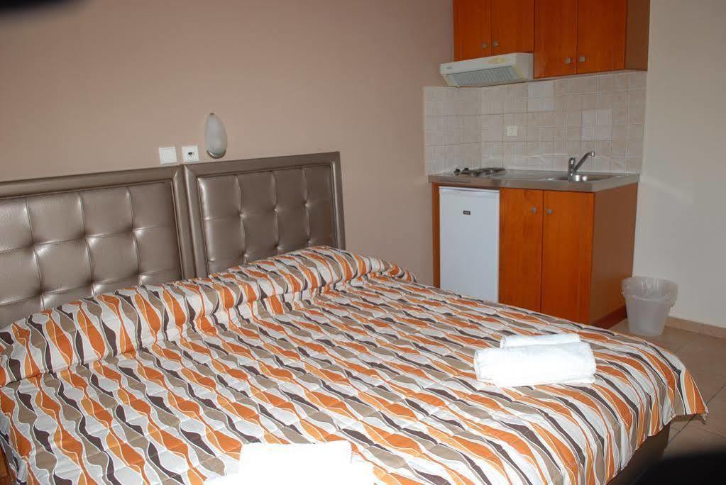 John & Eve Hotel Paralía 외부 사진