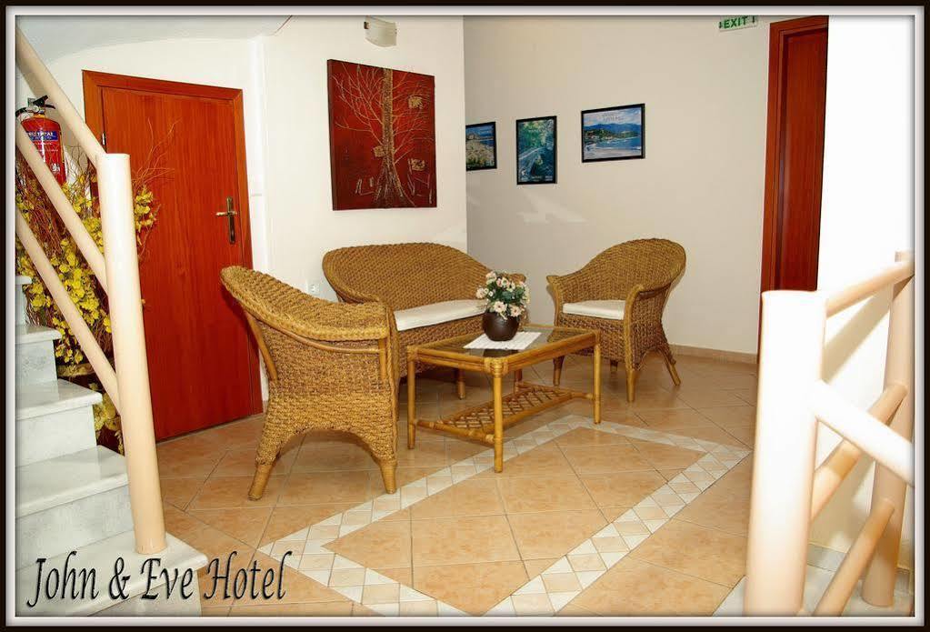 John & Eve Hotel Paralía 외부 사진
