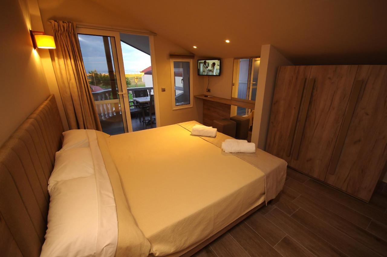 John & Eve Hotel Paralía 외부 사진